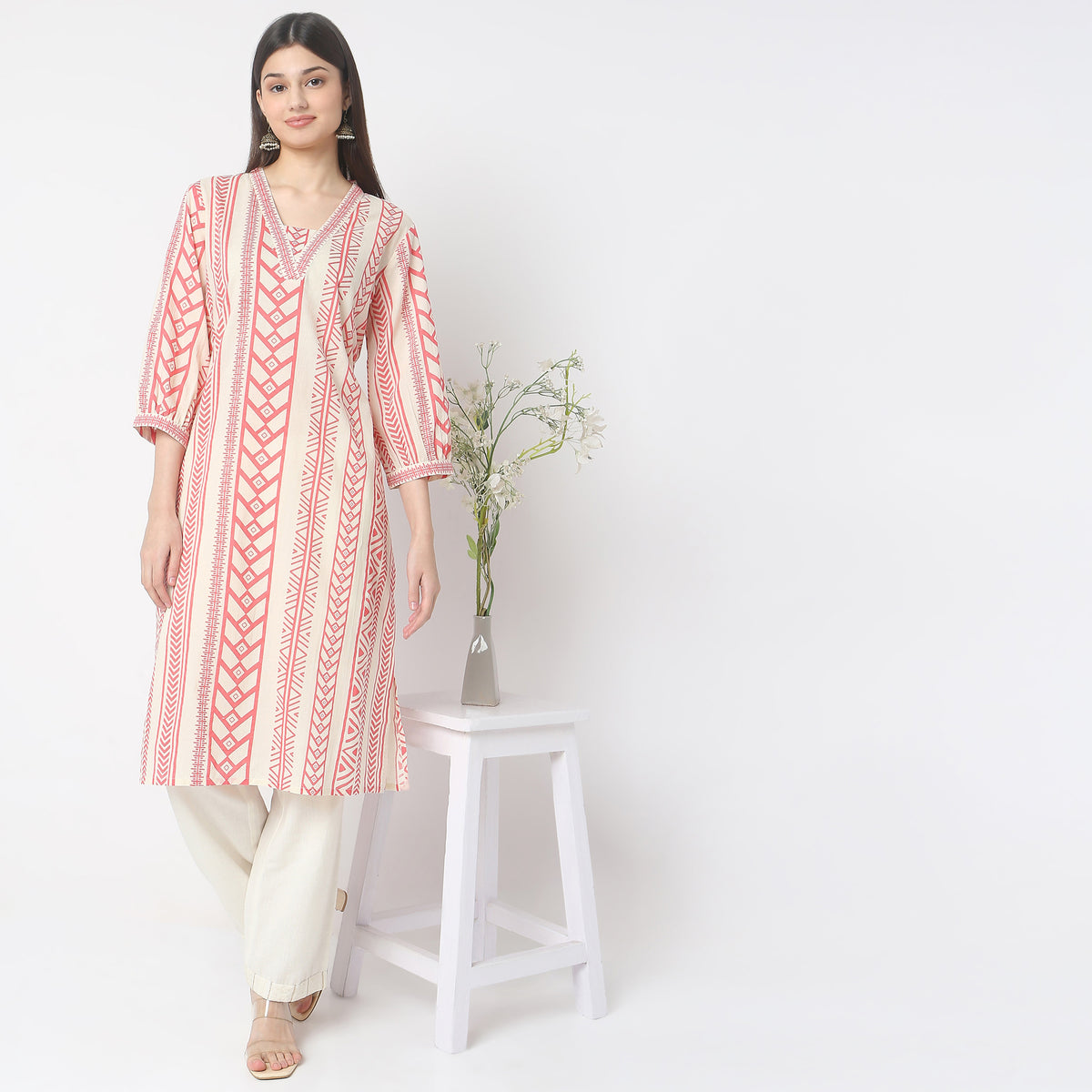 Straight Fit Printed Kurta