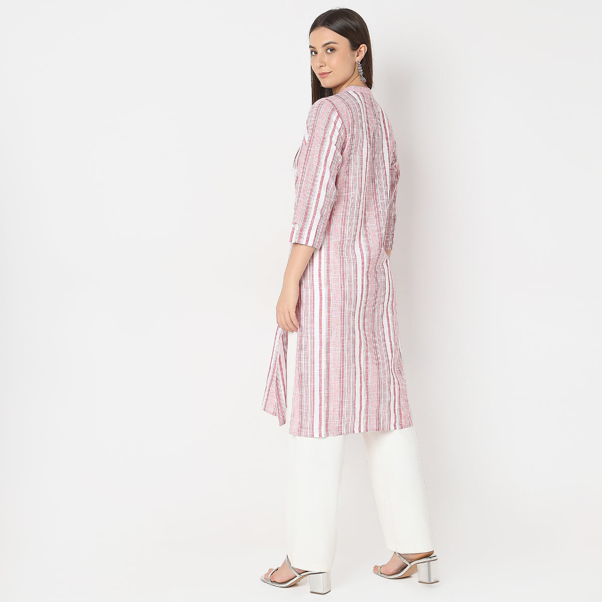 Straight Fit Striped Kurta