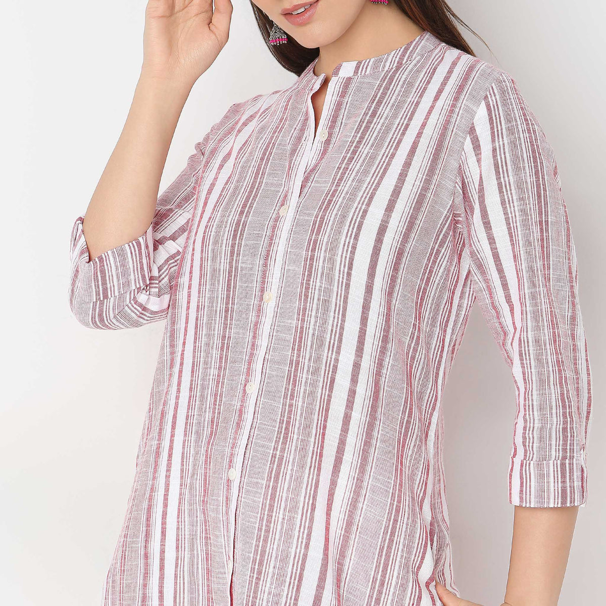 Straight Fit Striped Kurta