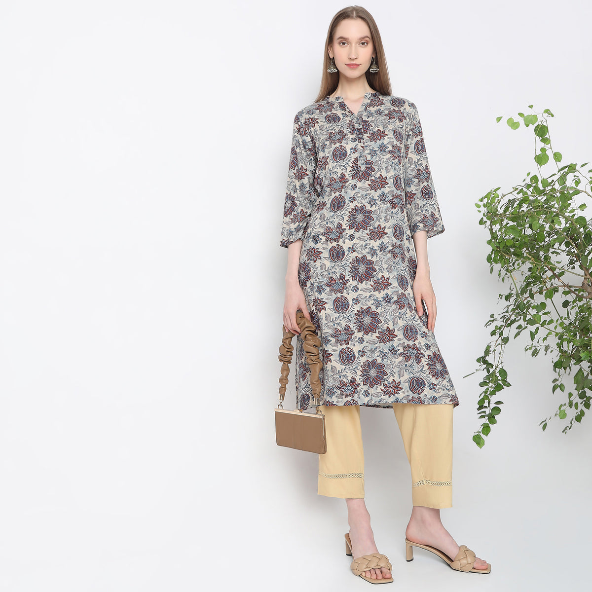 Straight Fit Printed Kurta