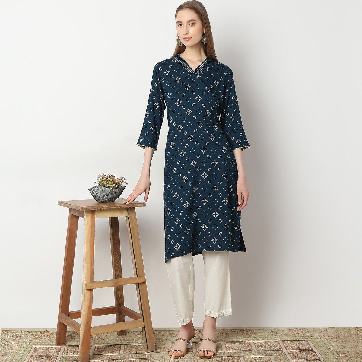 Straight Fit Printed Kurta