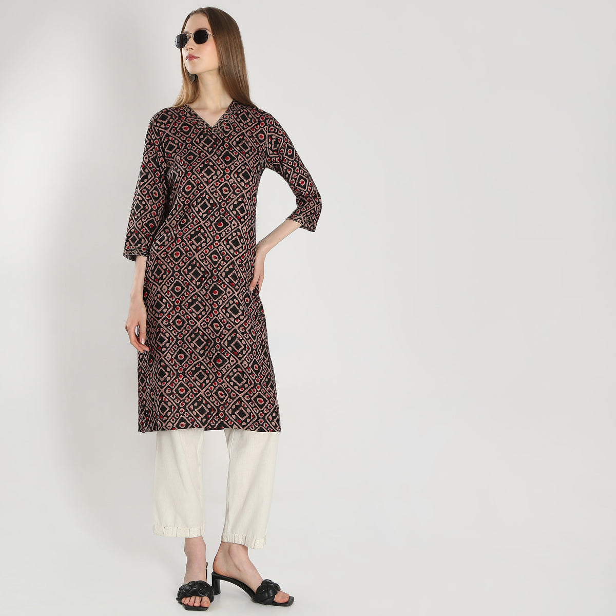 Straight Fit Printed Kurta