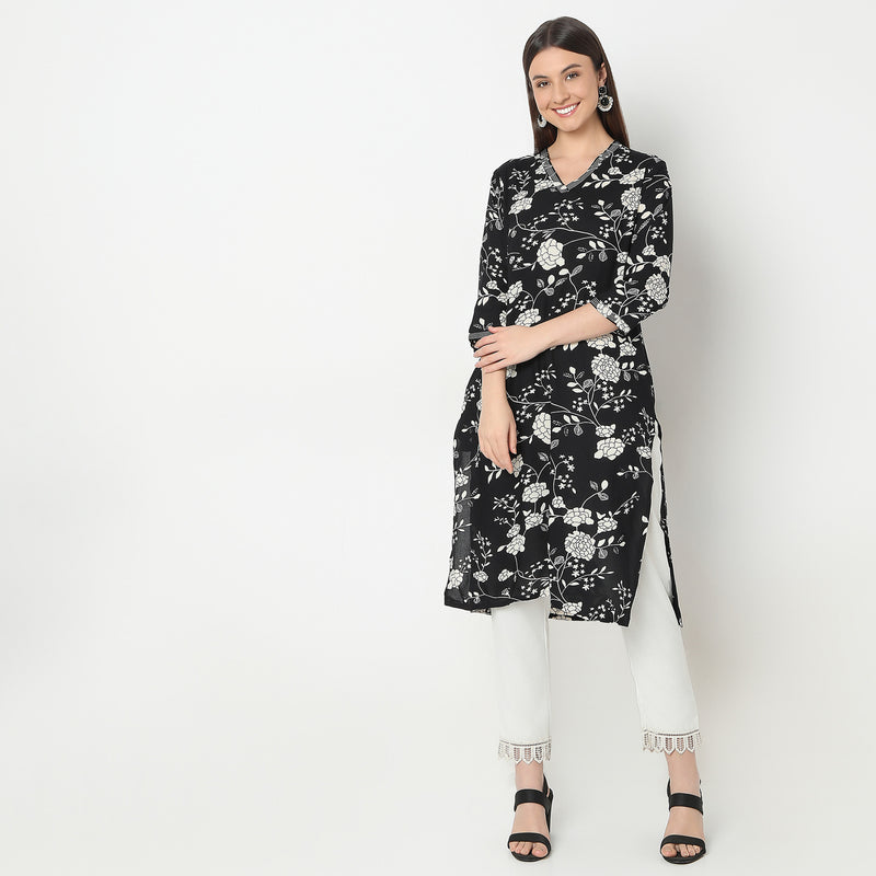 Straight Fit Printed Kurta