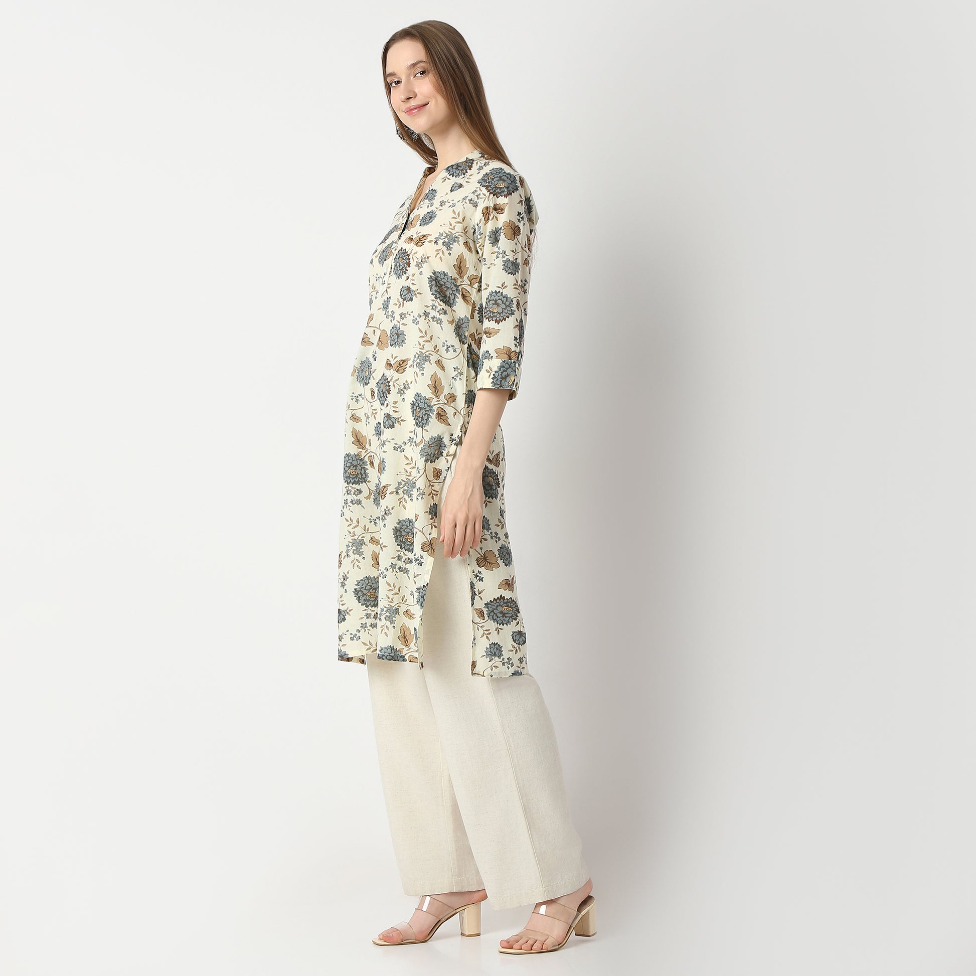 Straight Fit Floral Knee Length Kurta