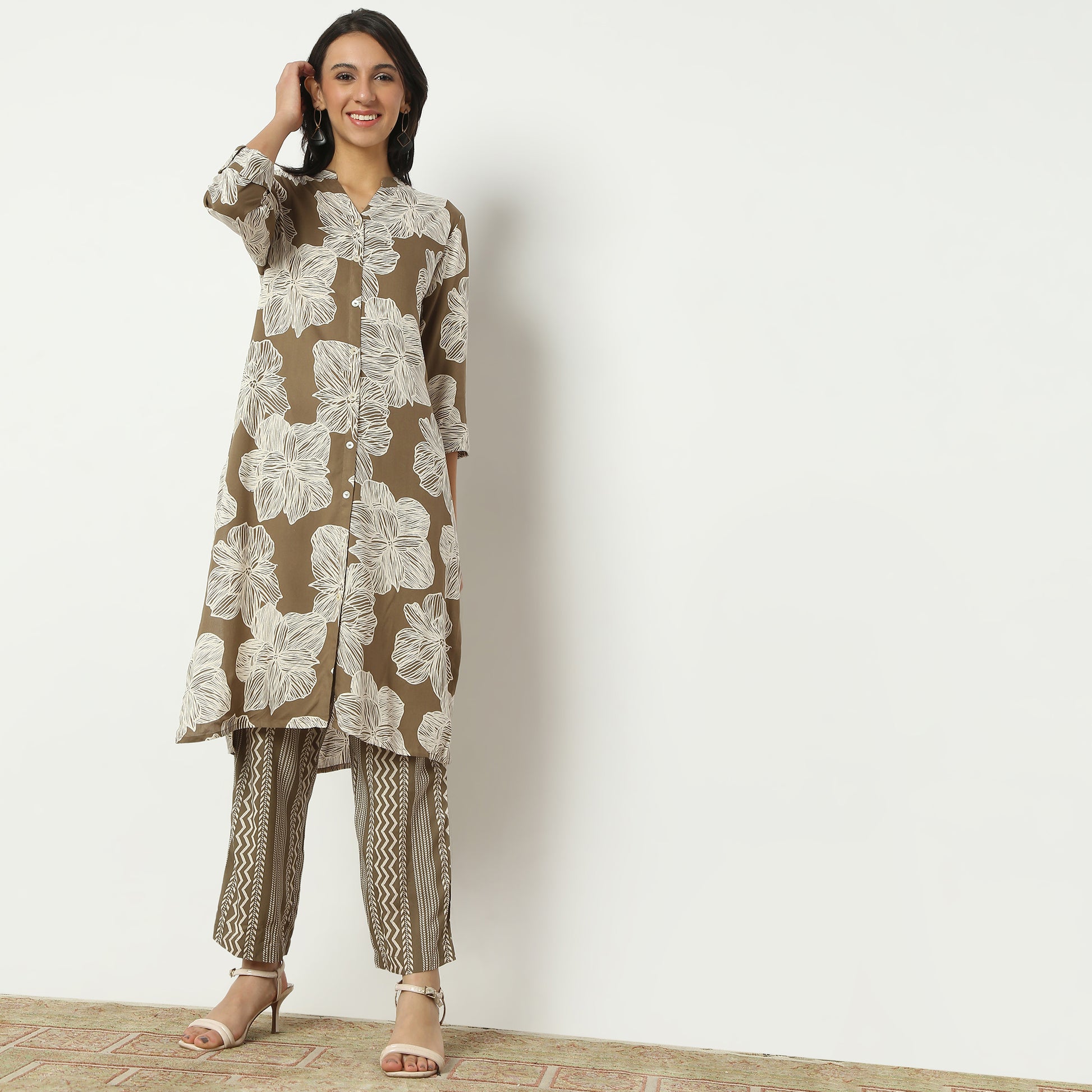 Straight Fit Printed Band Collar Calf Length Kurta