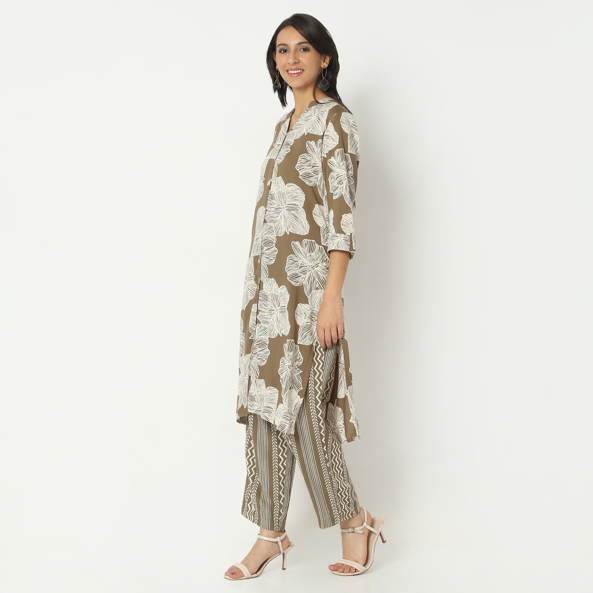 Straight Fit Printed Band Collar Calf Length Kurta