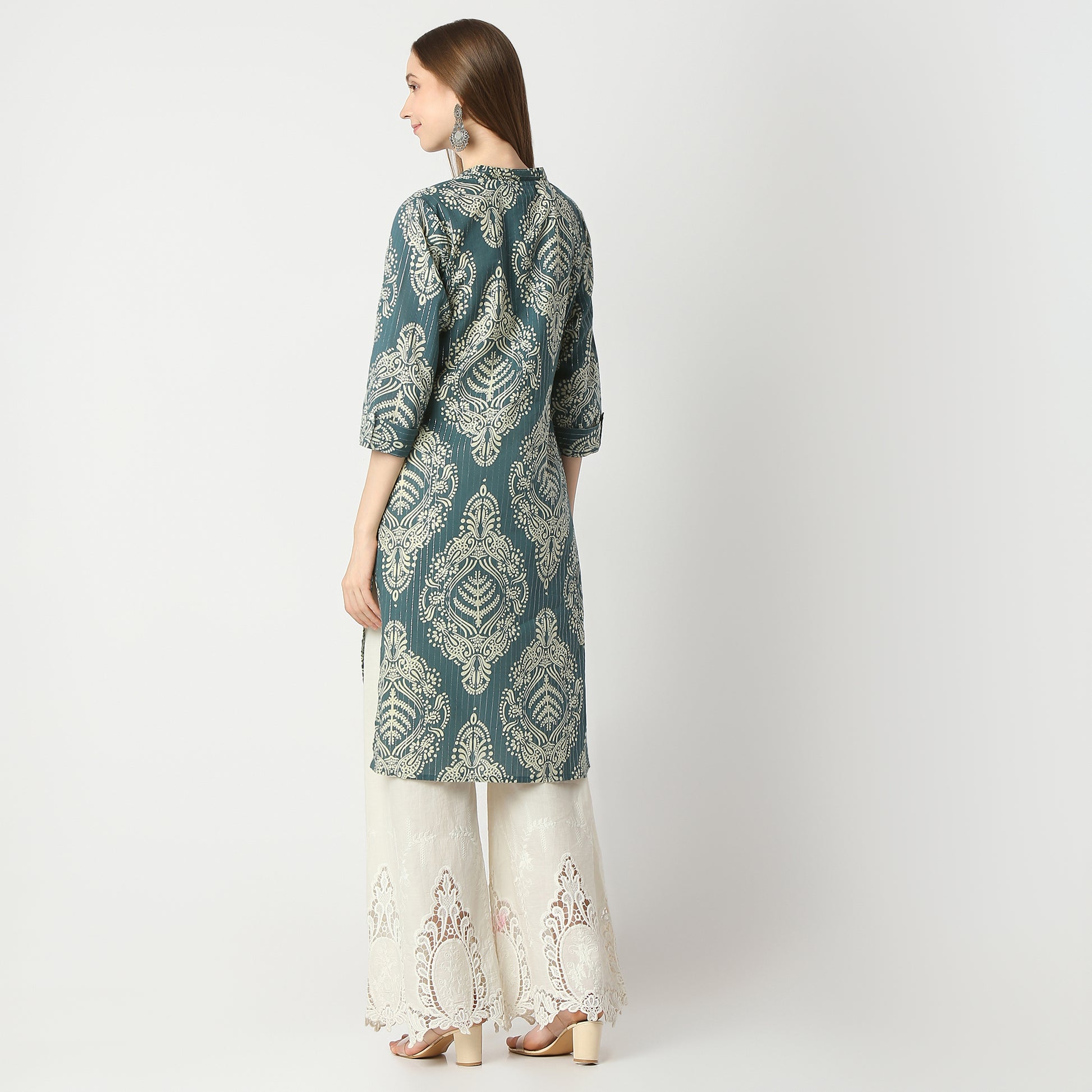 Straight Fit Printed Knee Length Kurta