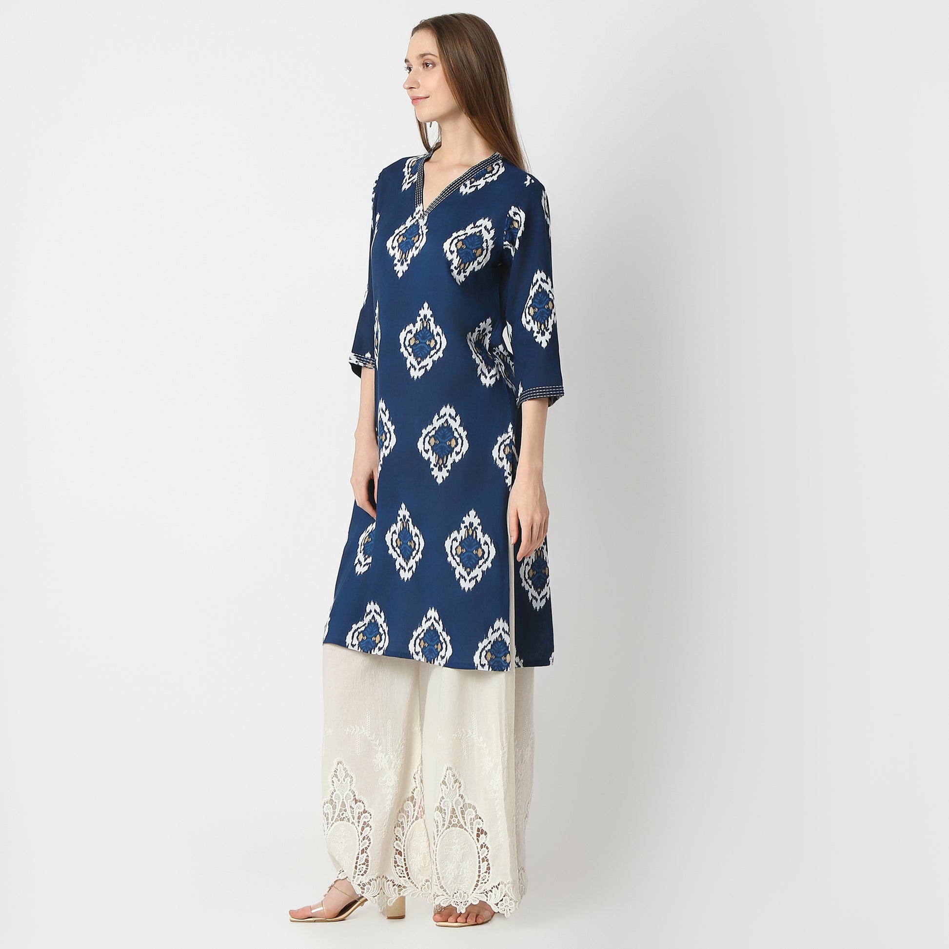 Straight Fit Printed Knee Length Kurta
