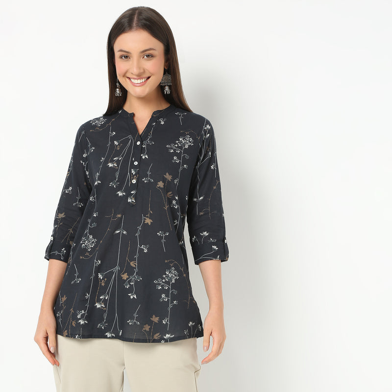 Band Neck Short Length Three-Fourth Sleeve Printed Straight Fit Kurta