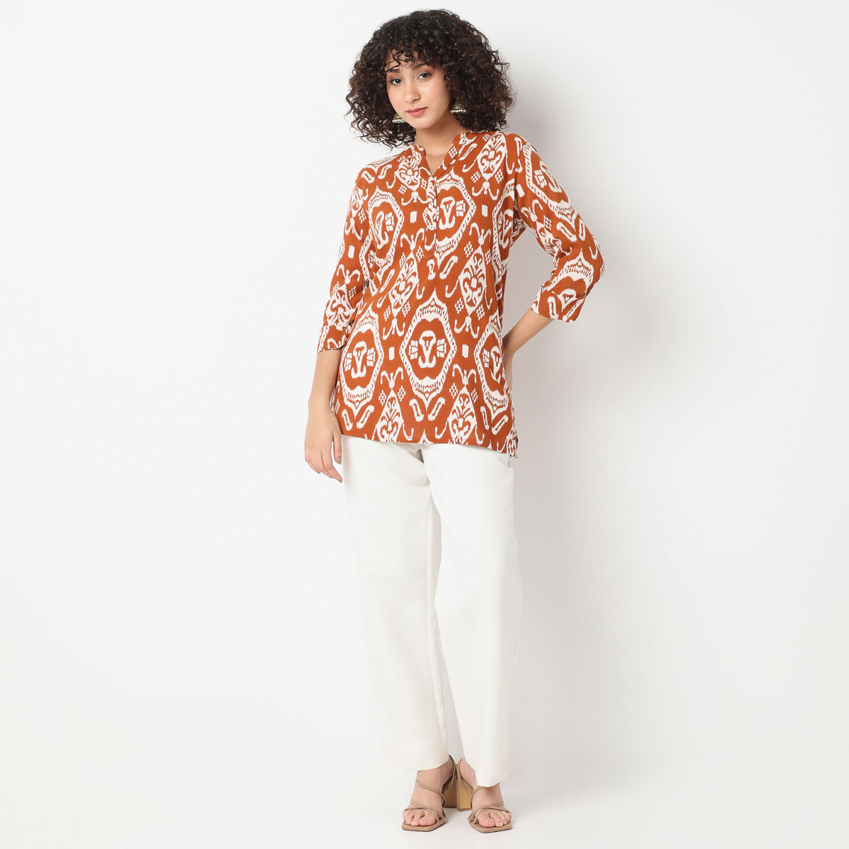 Straight Fit Printed Band Neck Kurta
