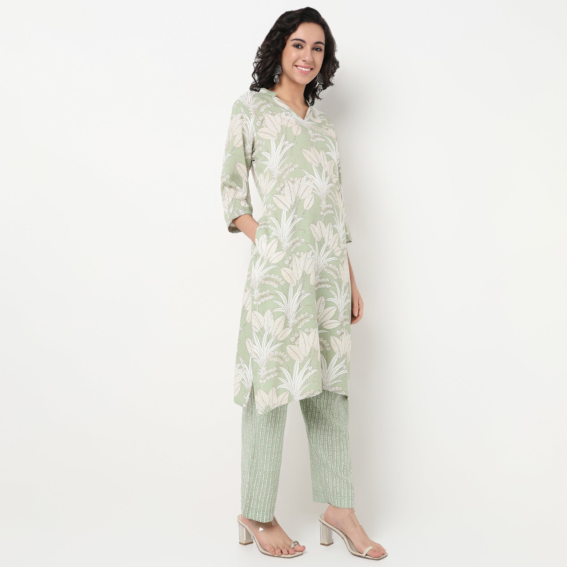 Order Now Women Printed V Neck Straight Fit Ethnic Wear Kurta by Style Union