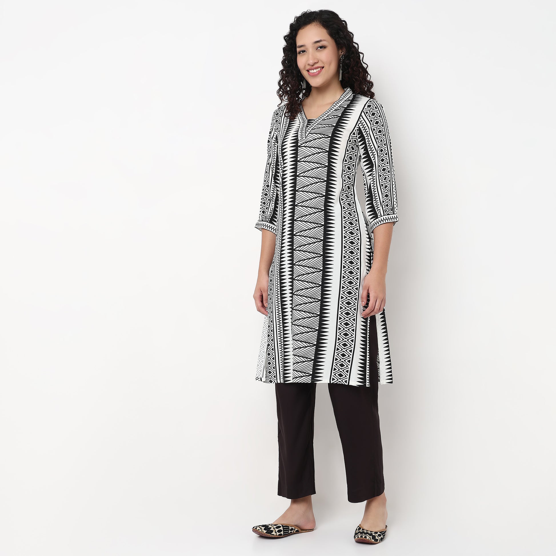 V-Neck With Gusset Printed Long Kurta