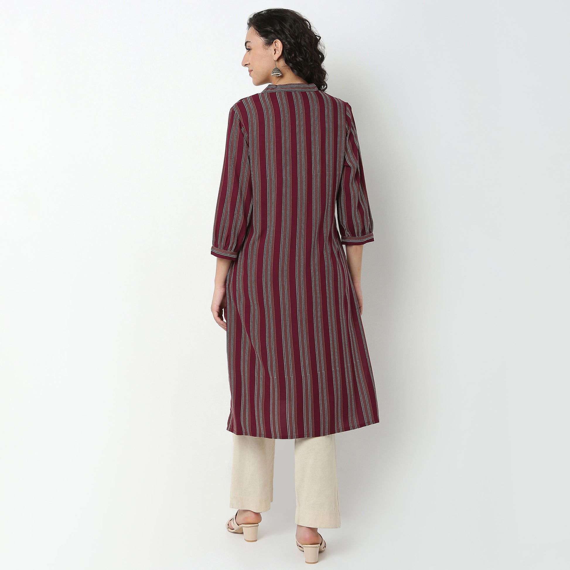 V-Neck With Gusset Printed Kurta