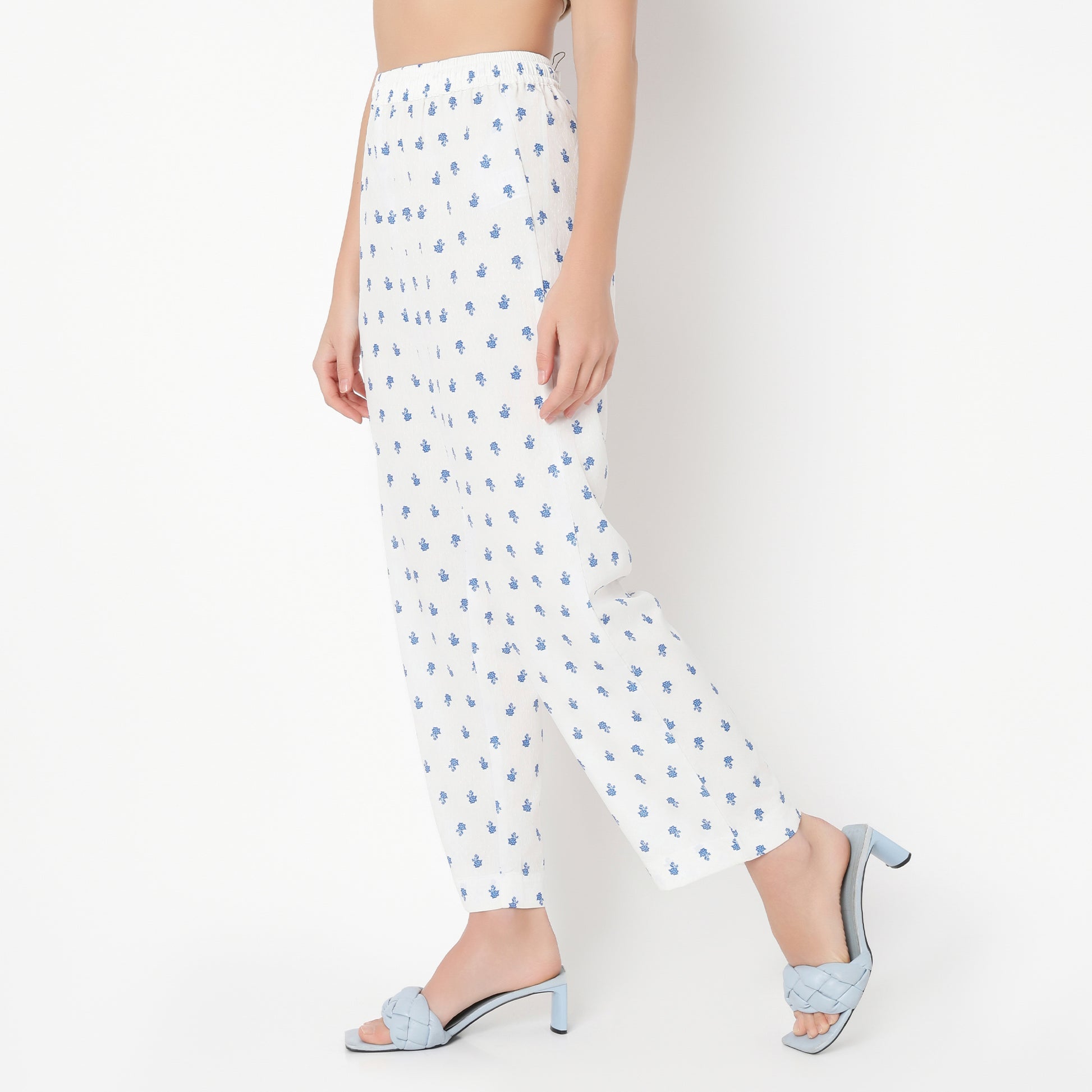 Straight Fit Printed Ankle Length Mid Rise Pants