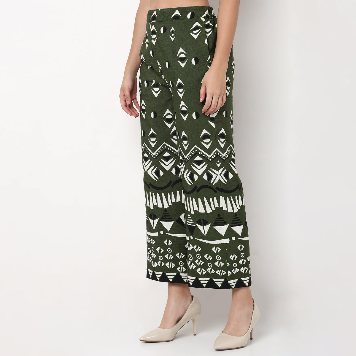 High Rise Printed Straight Pant