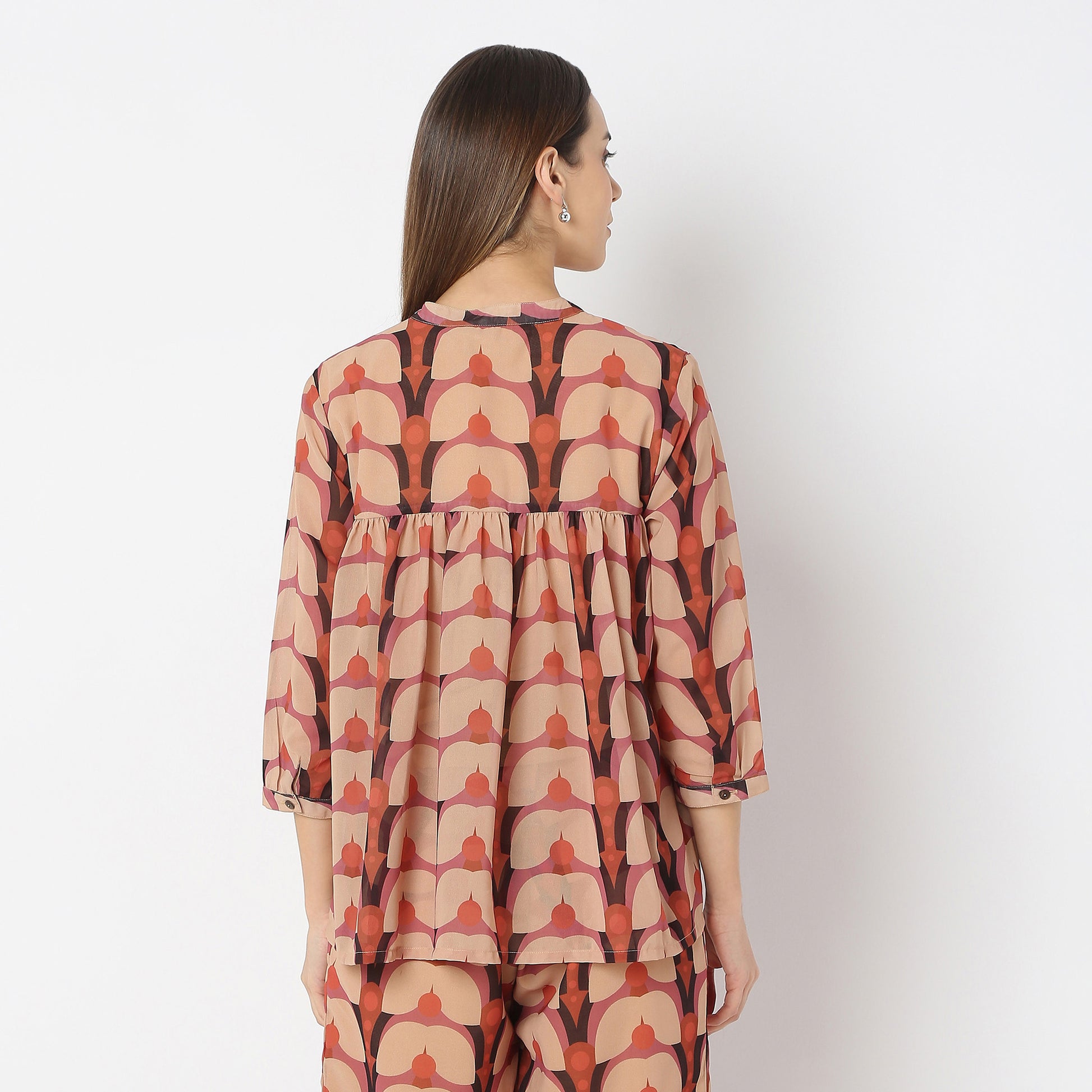 Abstract Gathered Band Neck Flared Top