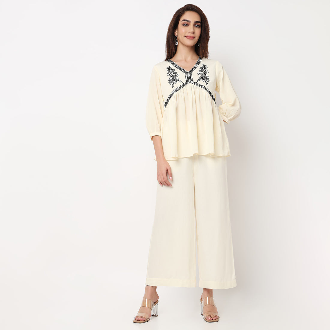 Embroidered V-Neck Alia Cut Top 