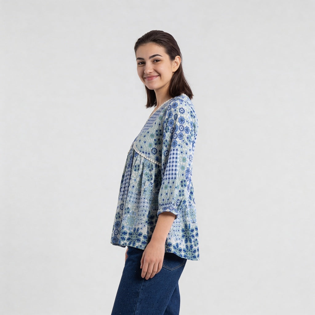 V-Neck Printed Flared W Cut Top