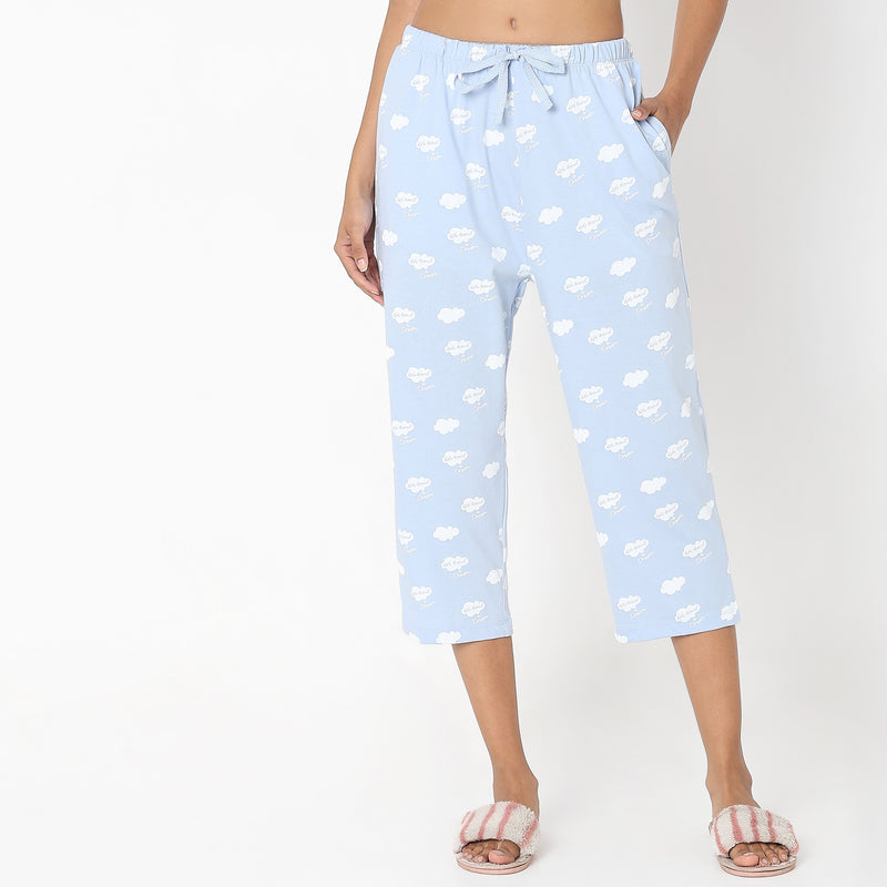 Regular Fit Printed Mid Rise Capris