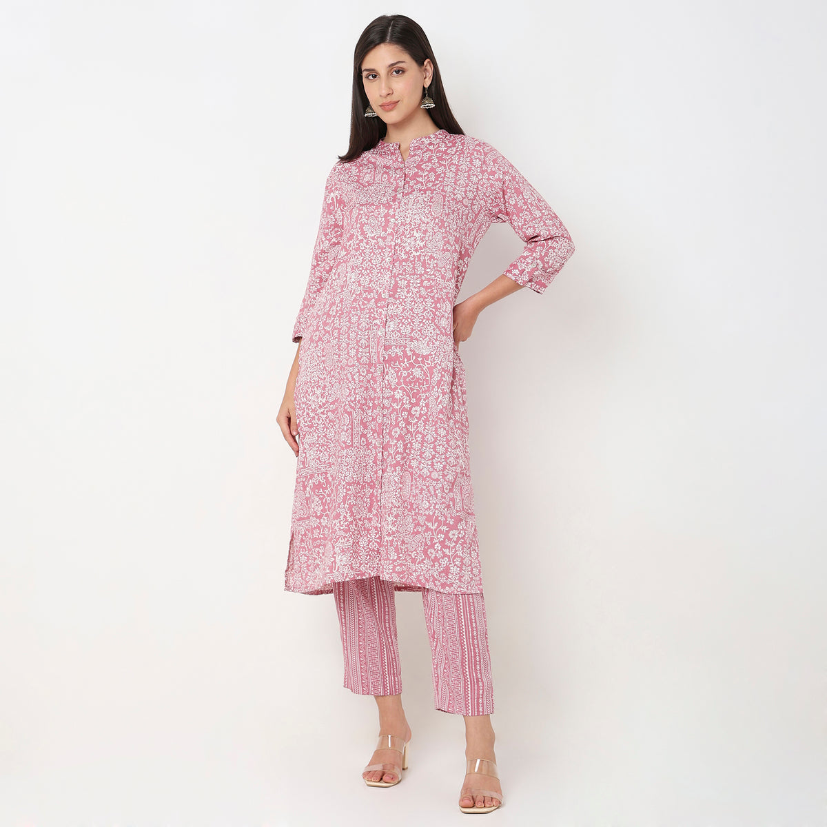 Regular Fit Printed Kurta Sets