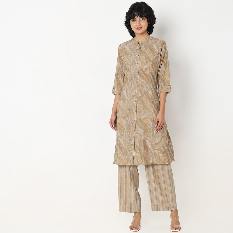 Regular Fit Printed Kurta With Pant Set