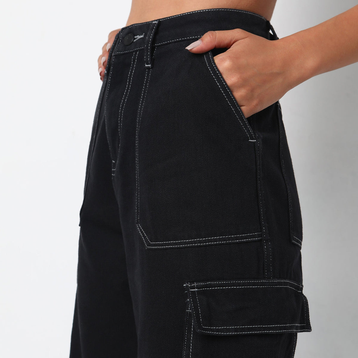 Straight Fit Solid High Rise Jeans