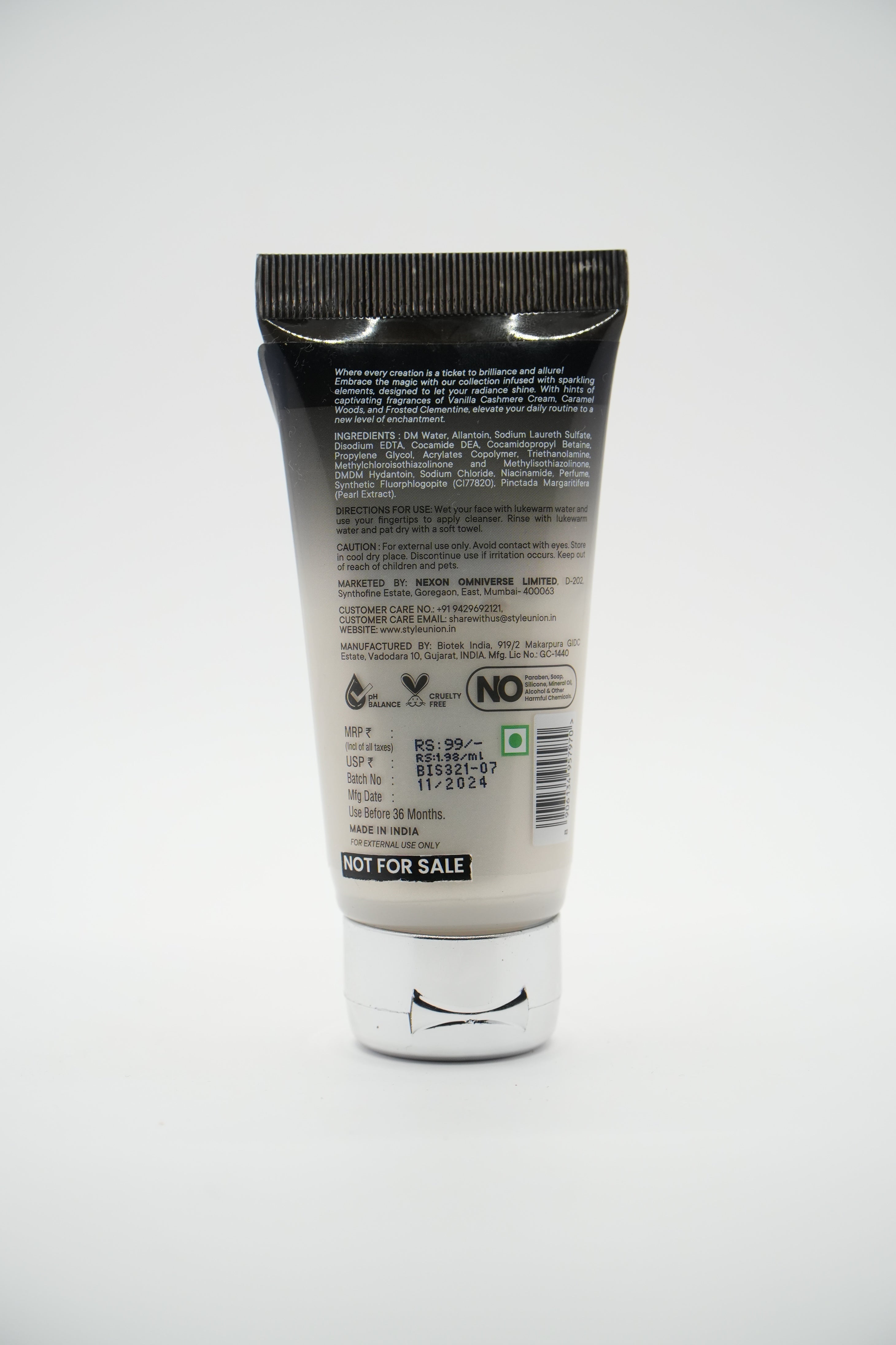 Style Union Make Me Sparkle Silver Face Scrub 50Ml