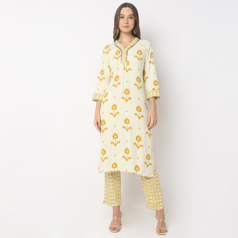 Regular Fit Printed Kurta with Pant Set