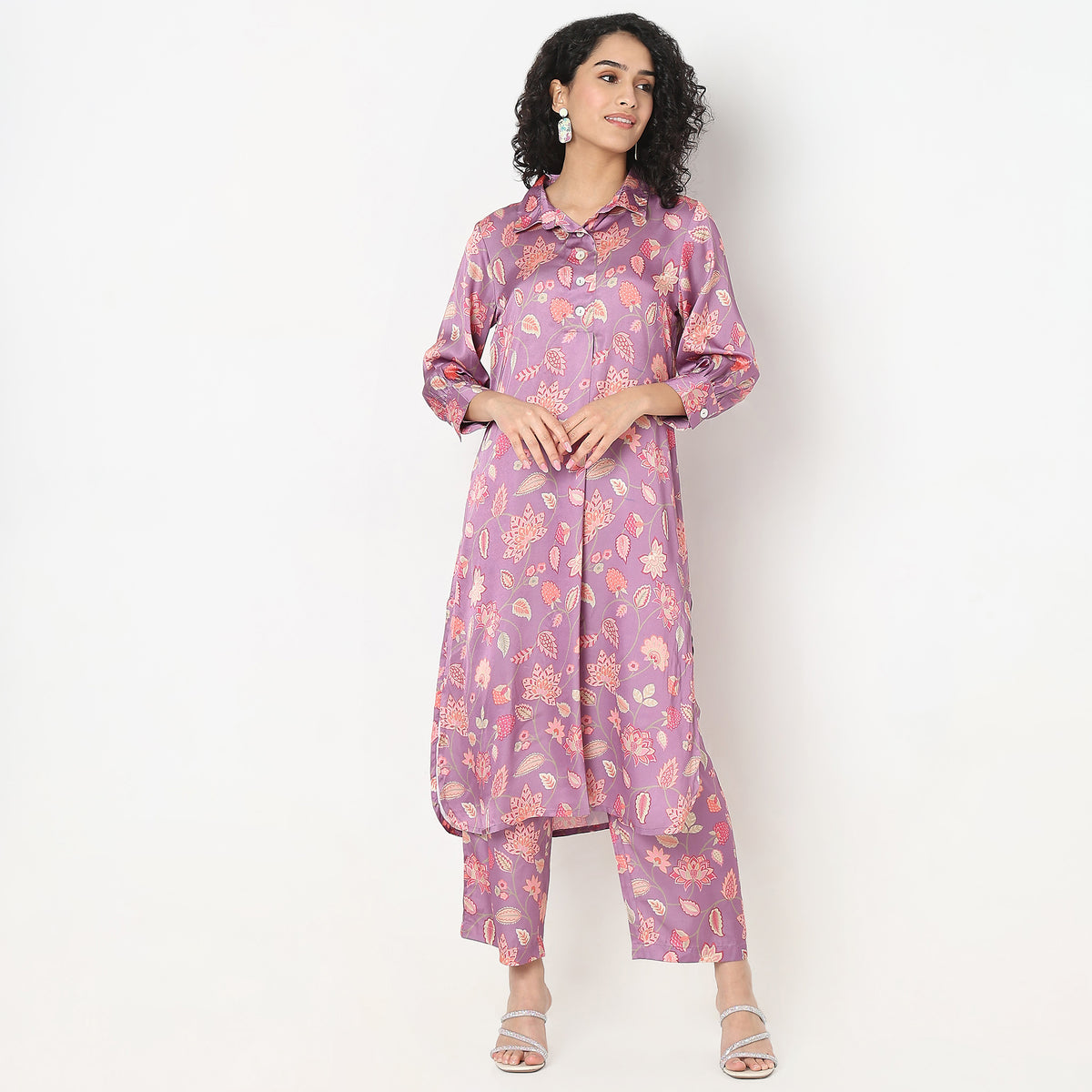 Regular Fit Floral Kurta with Pant Set