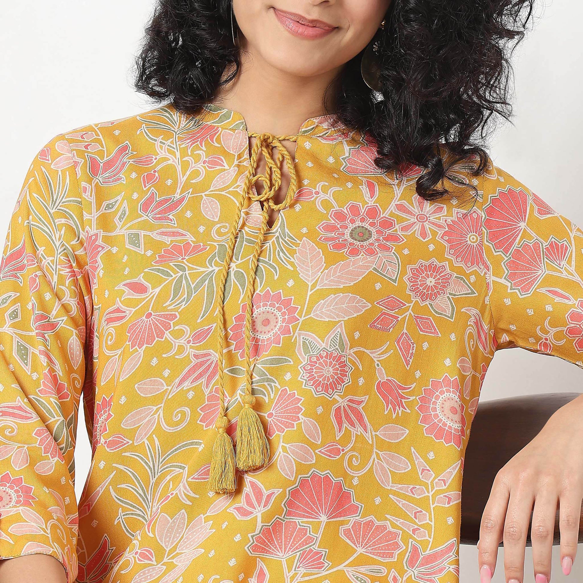 Regular Fit Floral Kurta with Pant Set