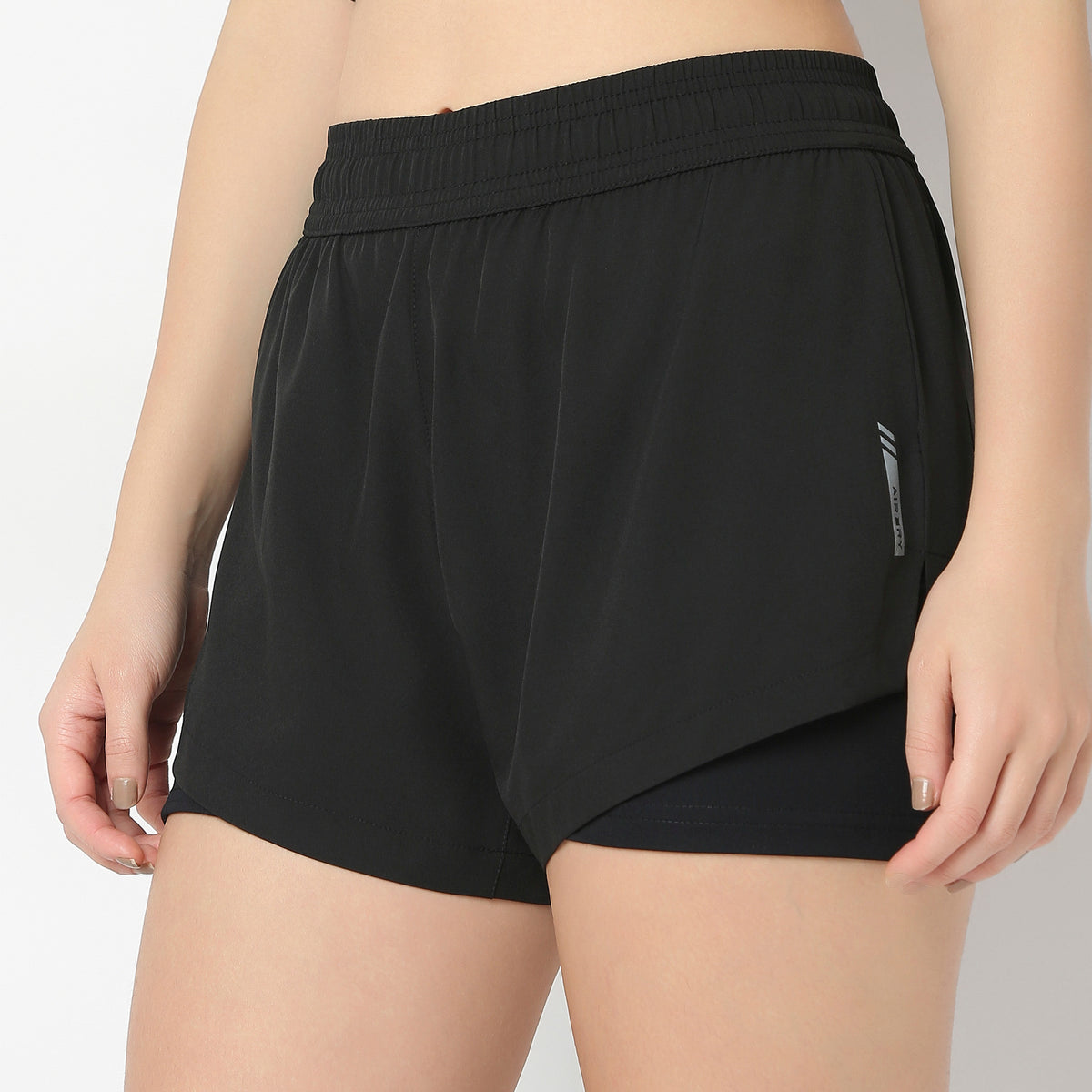 Relaxed Fit Mid Rise Shorts