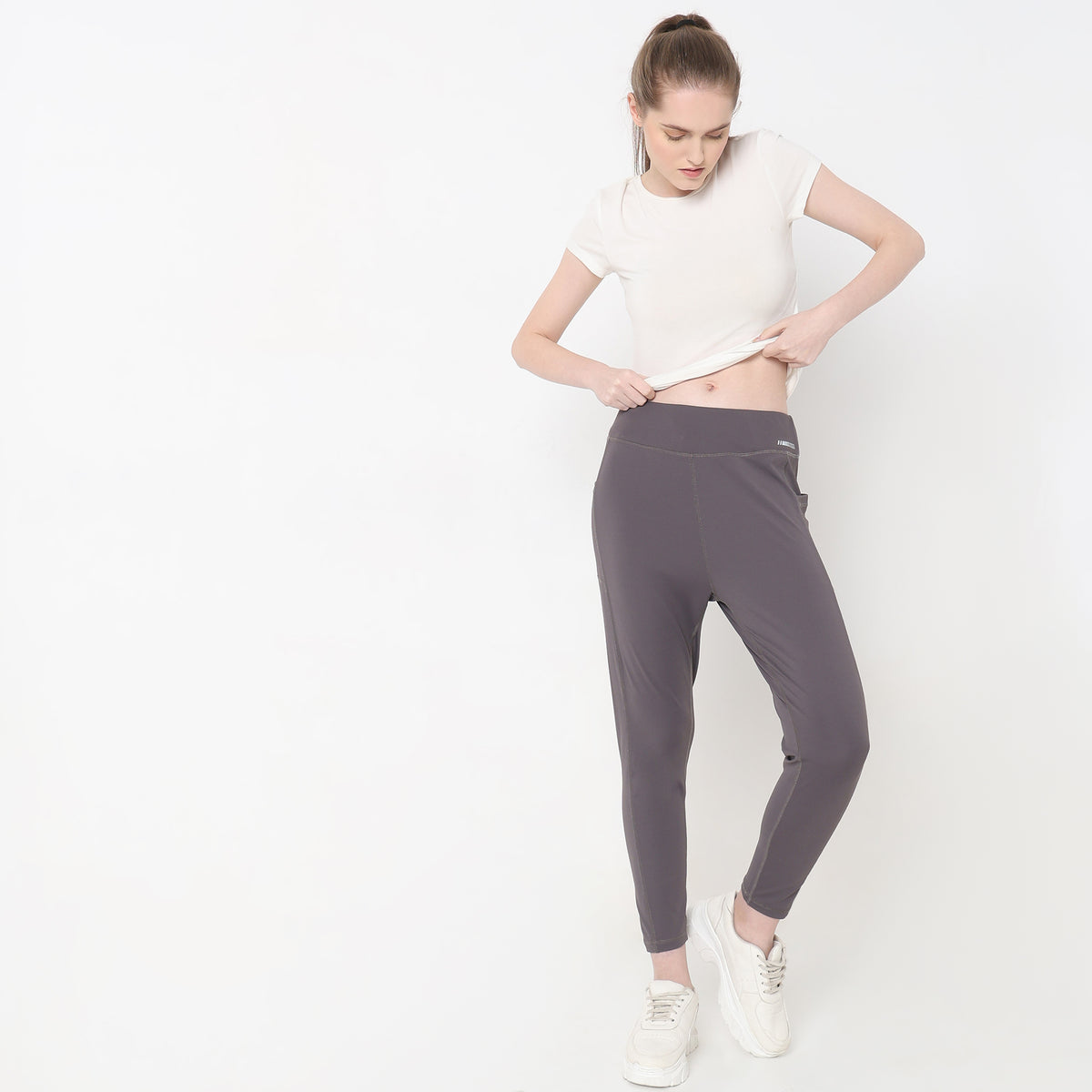 Skinny Fit Solid High Rise Leggings