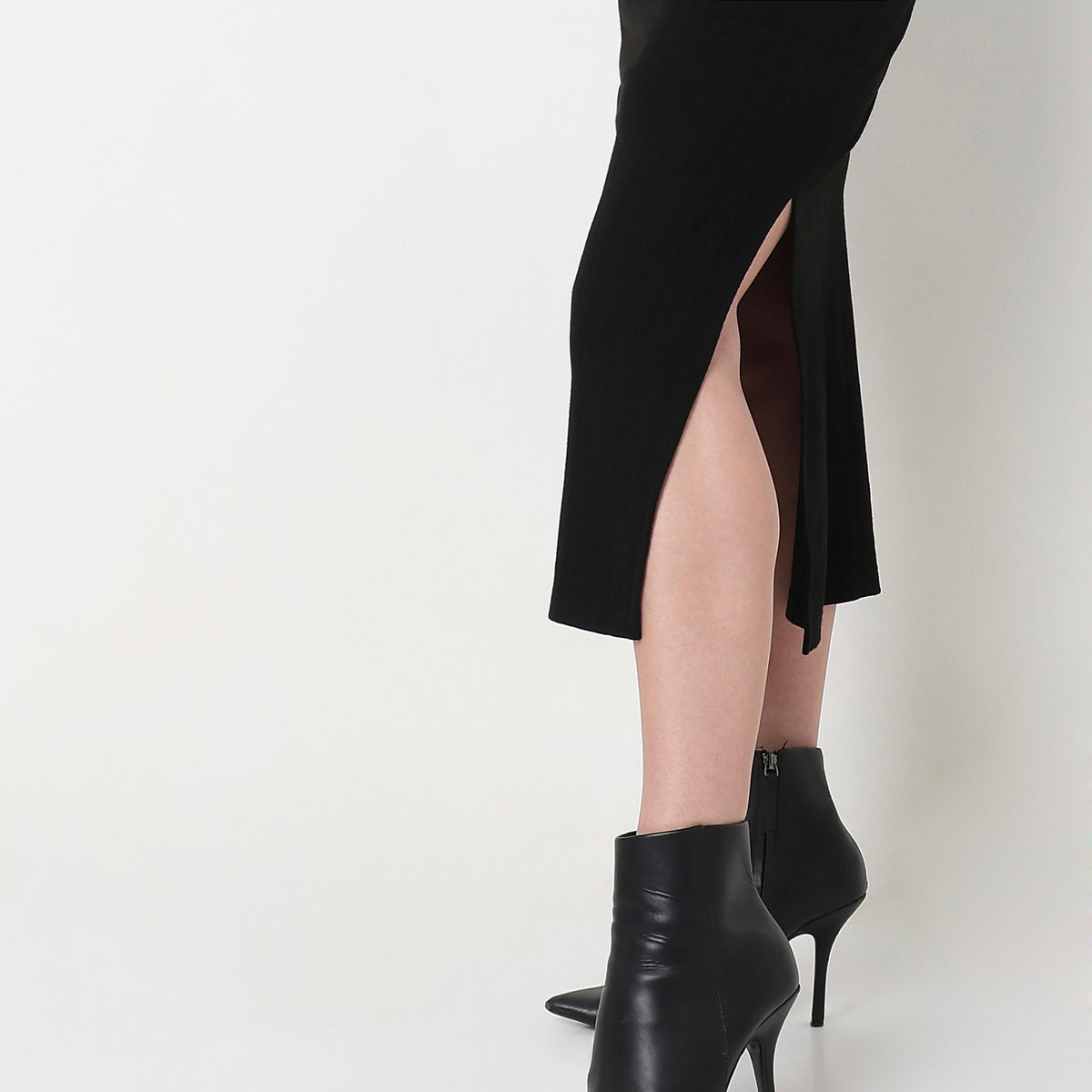 Slim Fit Structured High Rise Skirts