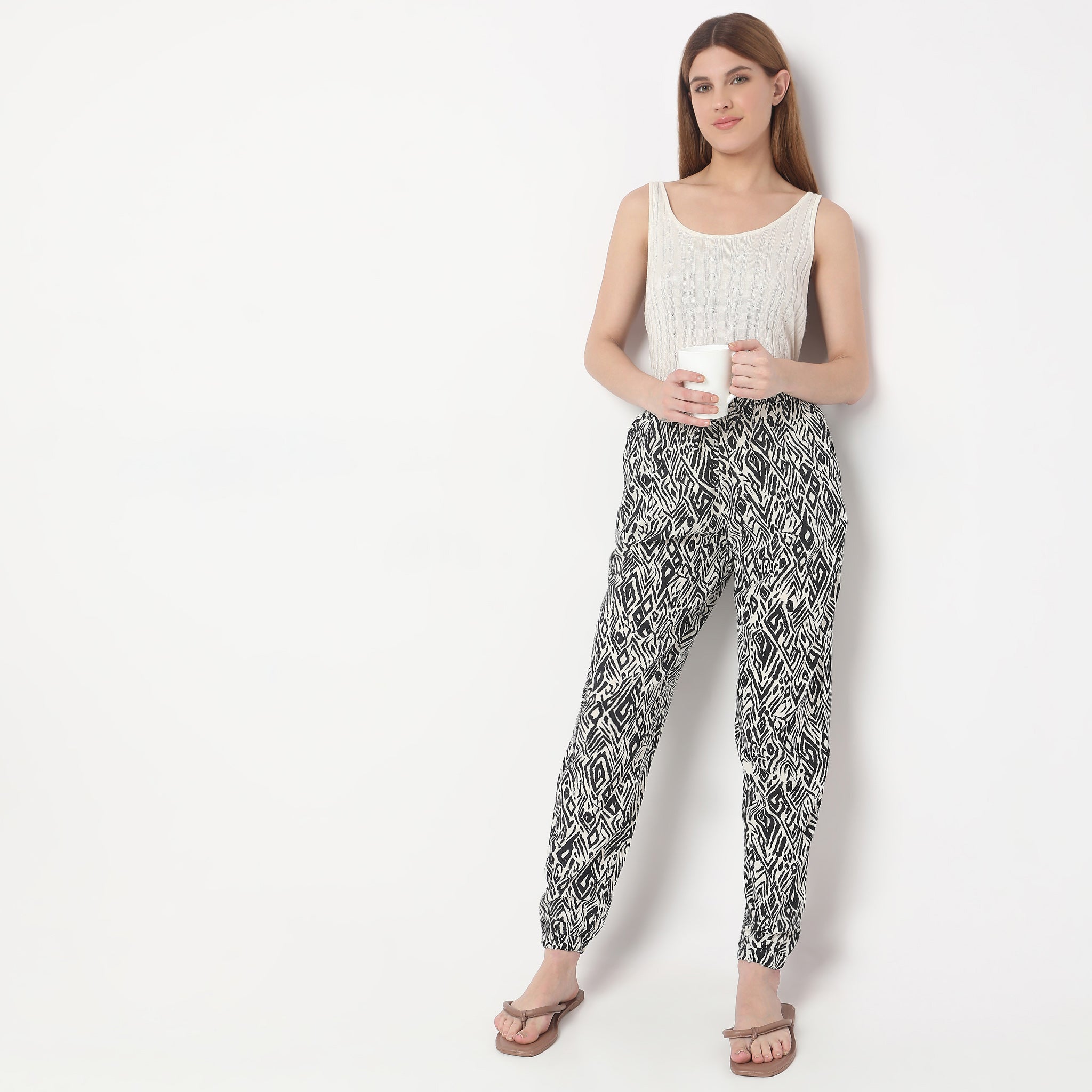 Regular Fit Geometric Mid Rise Joggers