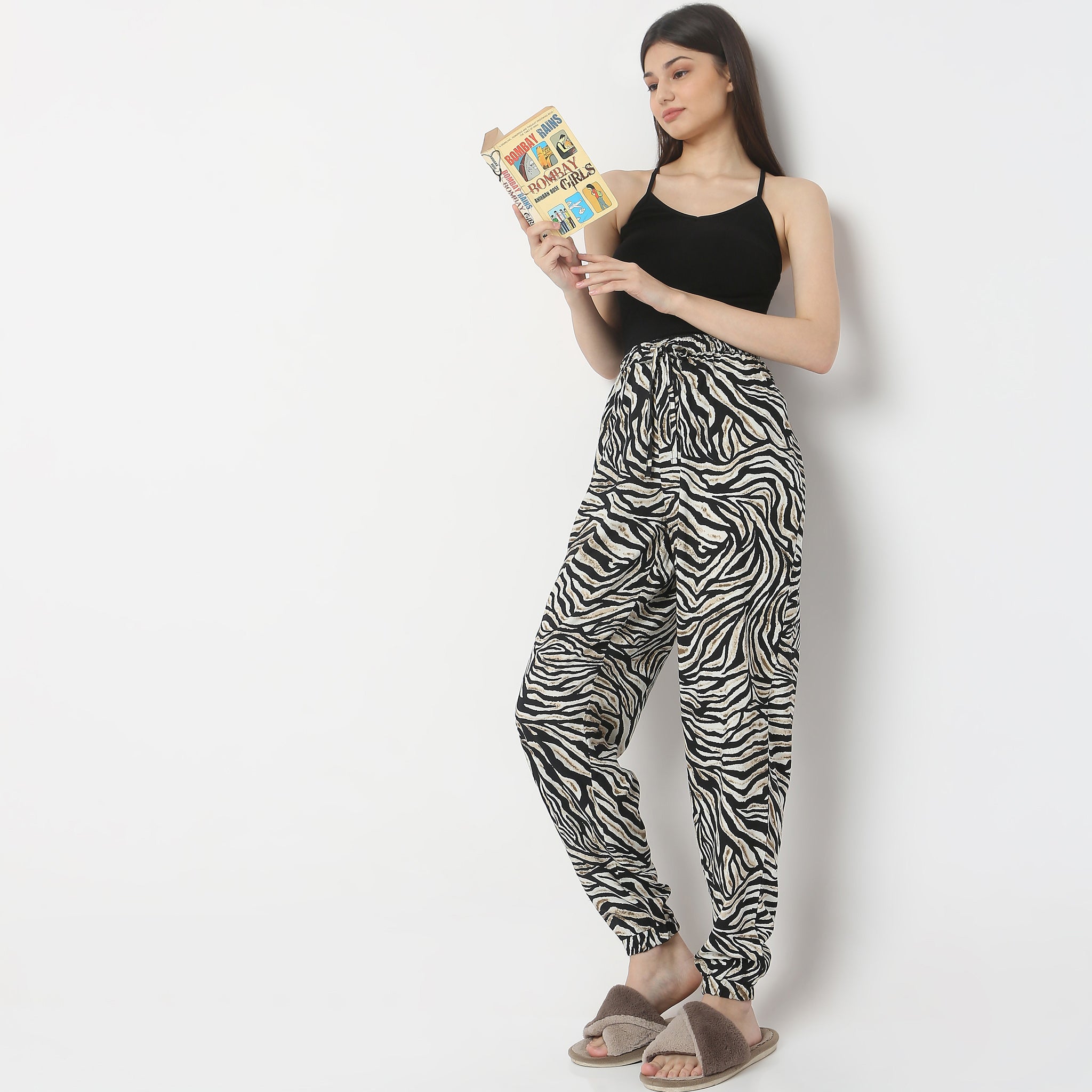 Regular Fit Animal Print Mid Rise Joggers