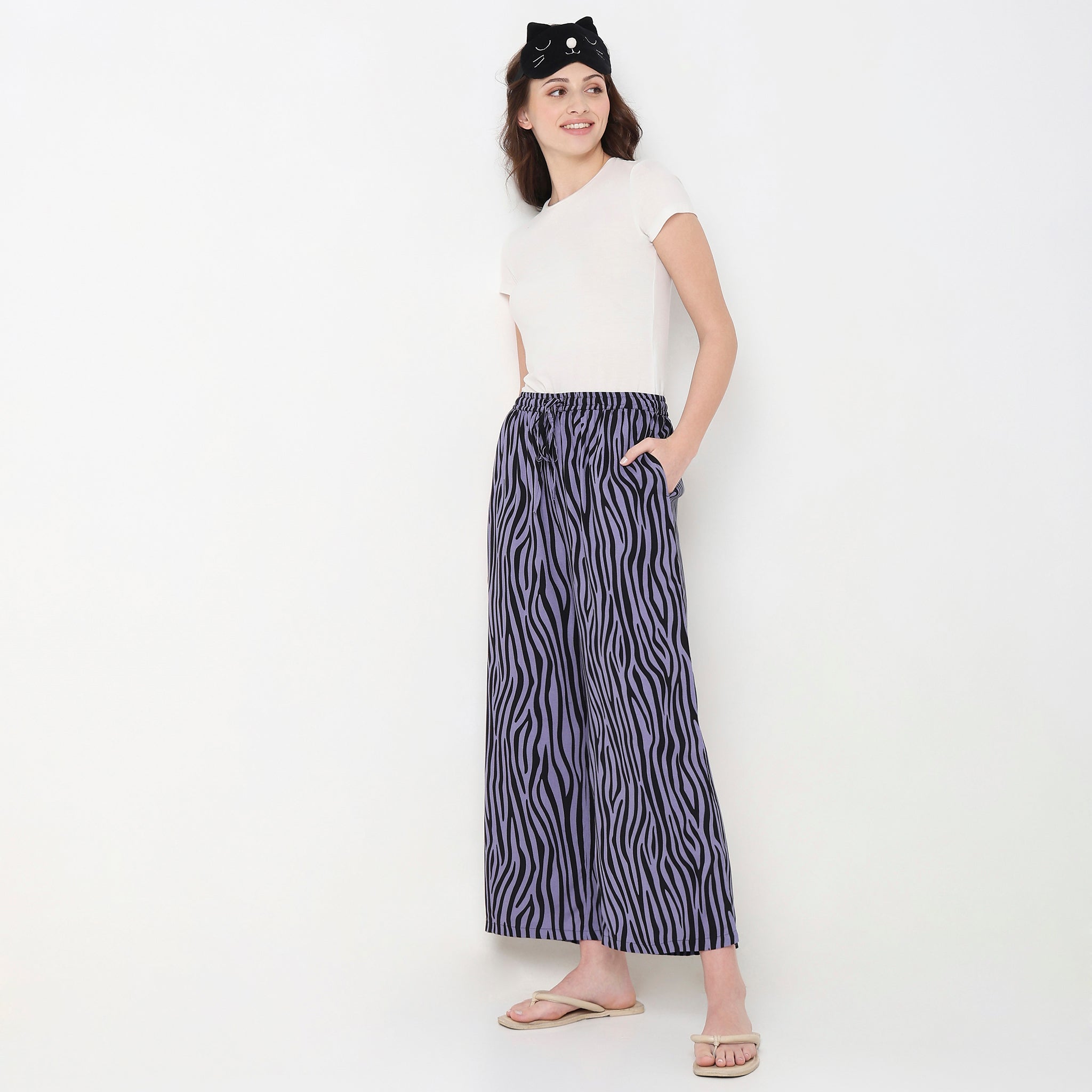 Regular Fit Printed Mid Rise Joggers