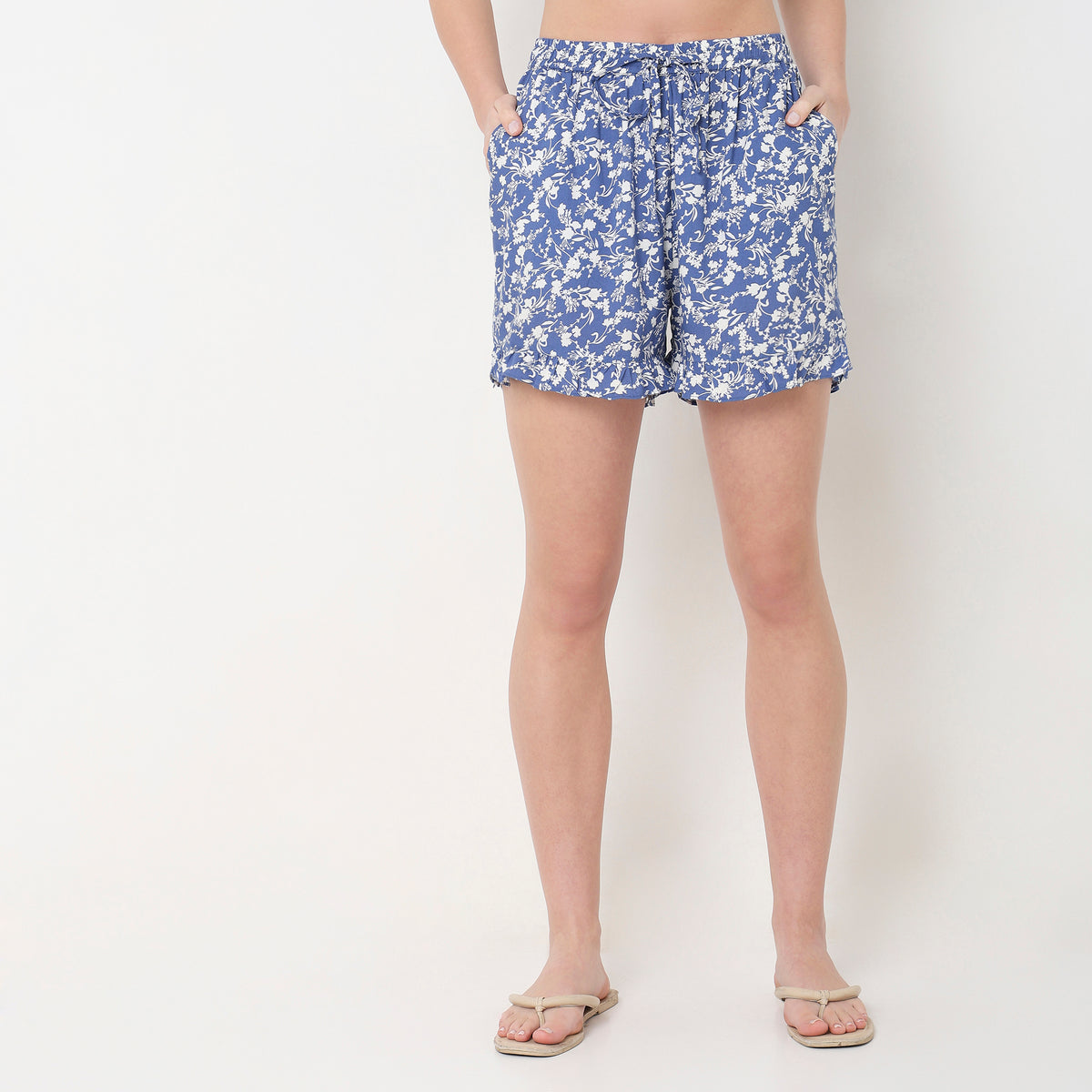 Regular Fit Printed Mid Rise Shorts