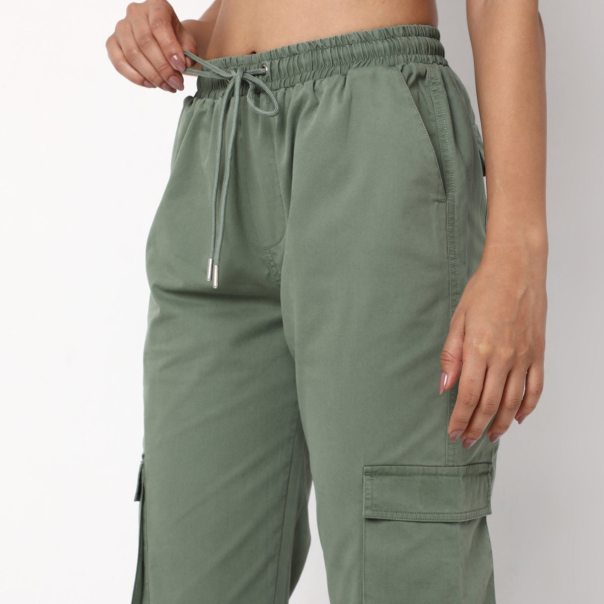 Regular Fit Solid High Rise Cargos