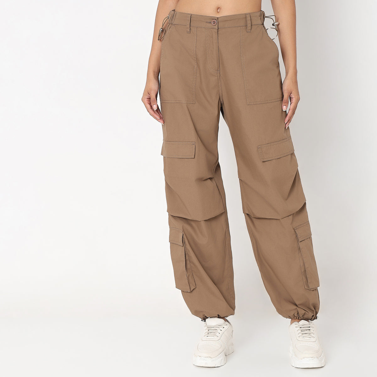 Regular Fit Solid Mid Rise Pants