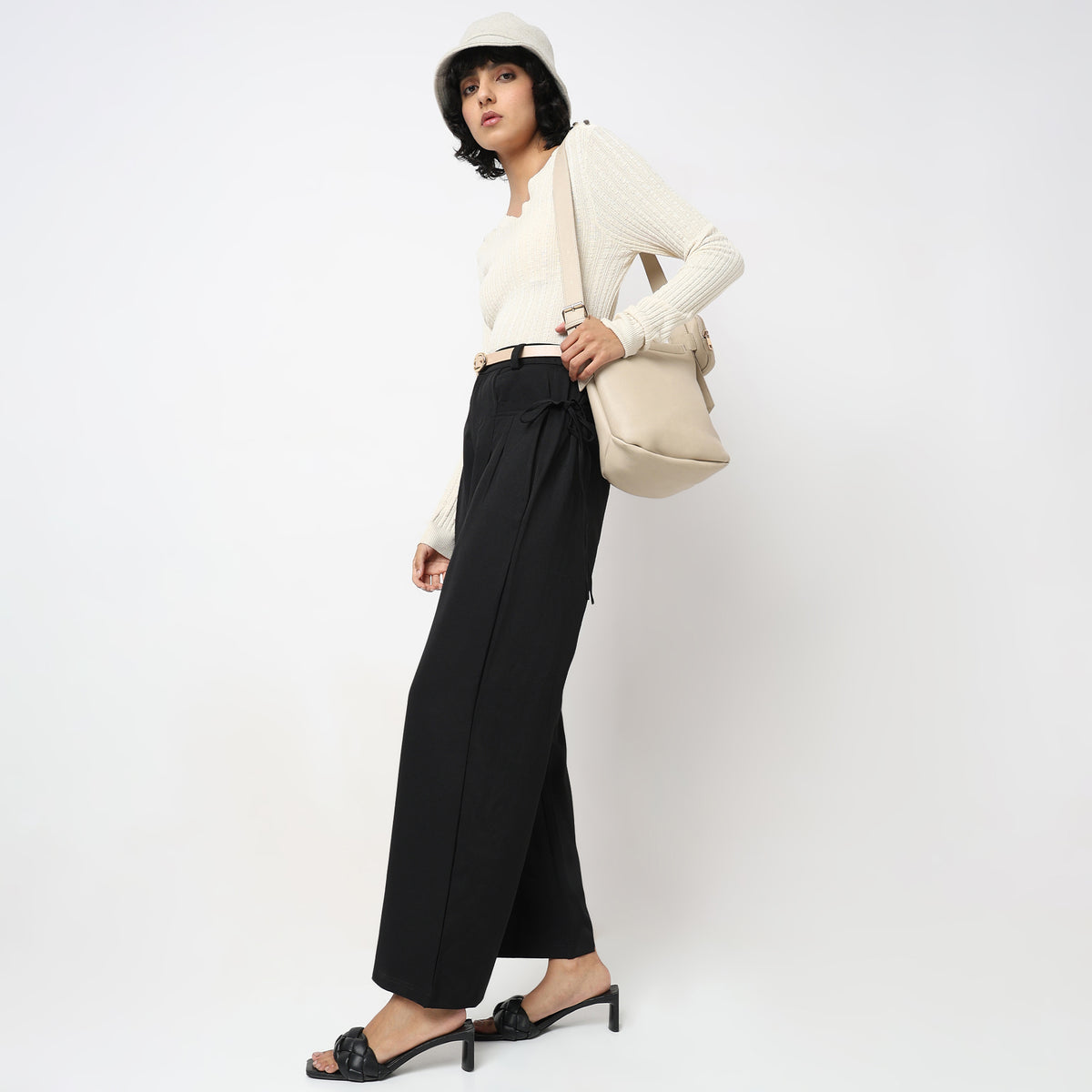 Flare Fit Solid Mid Rise Pants