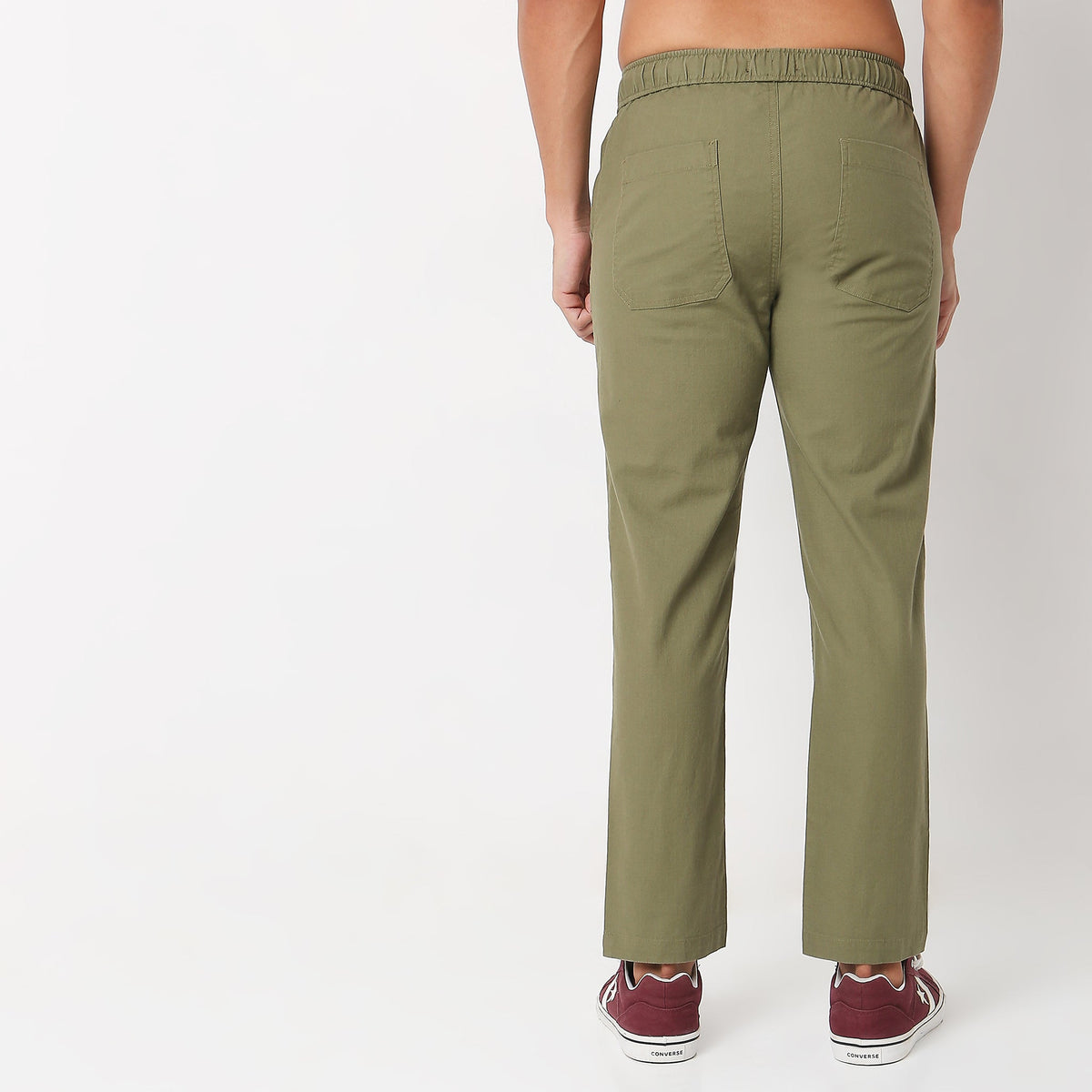 Regular Fit Solid Mid Rise Pants