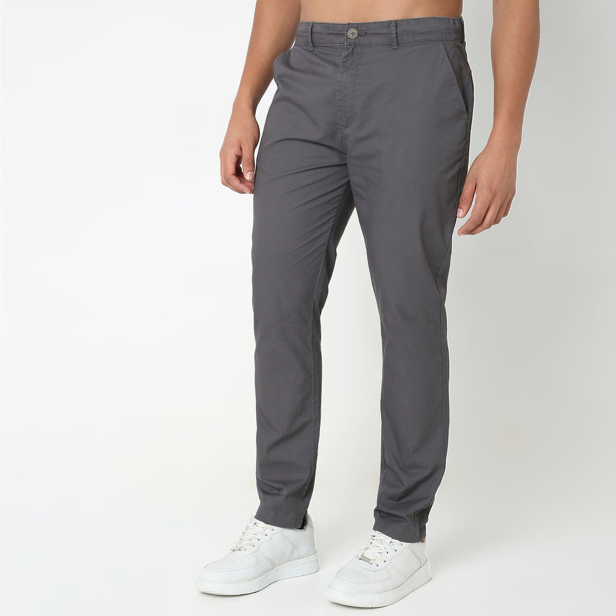 Regular Fit Solid Mid Rise Pants