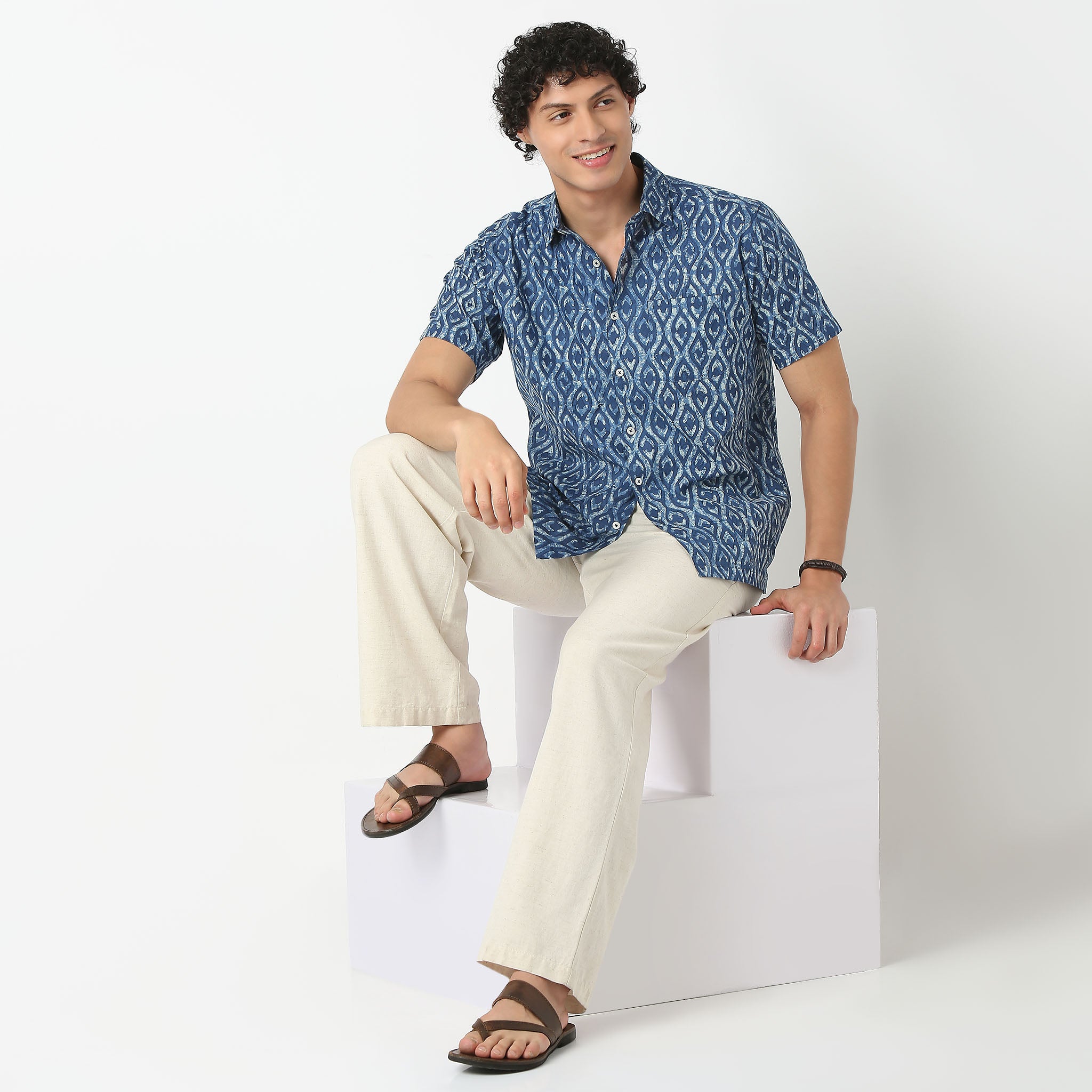 Collar Short Length Printed Shirt