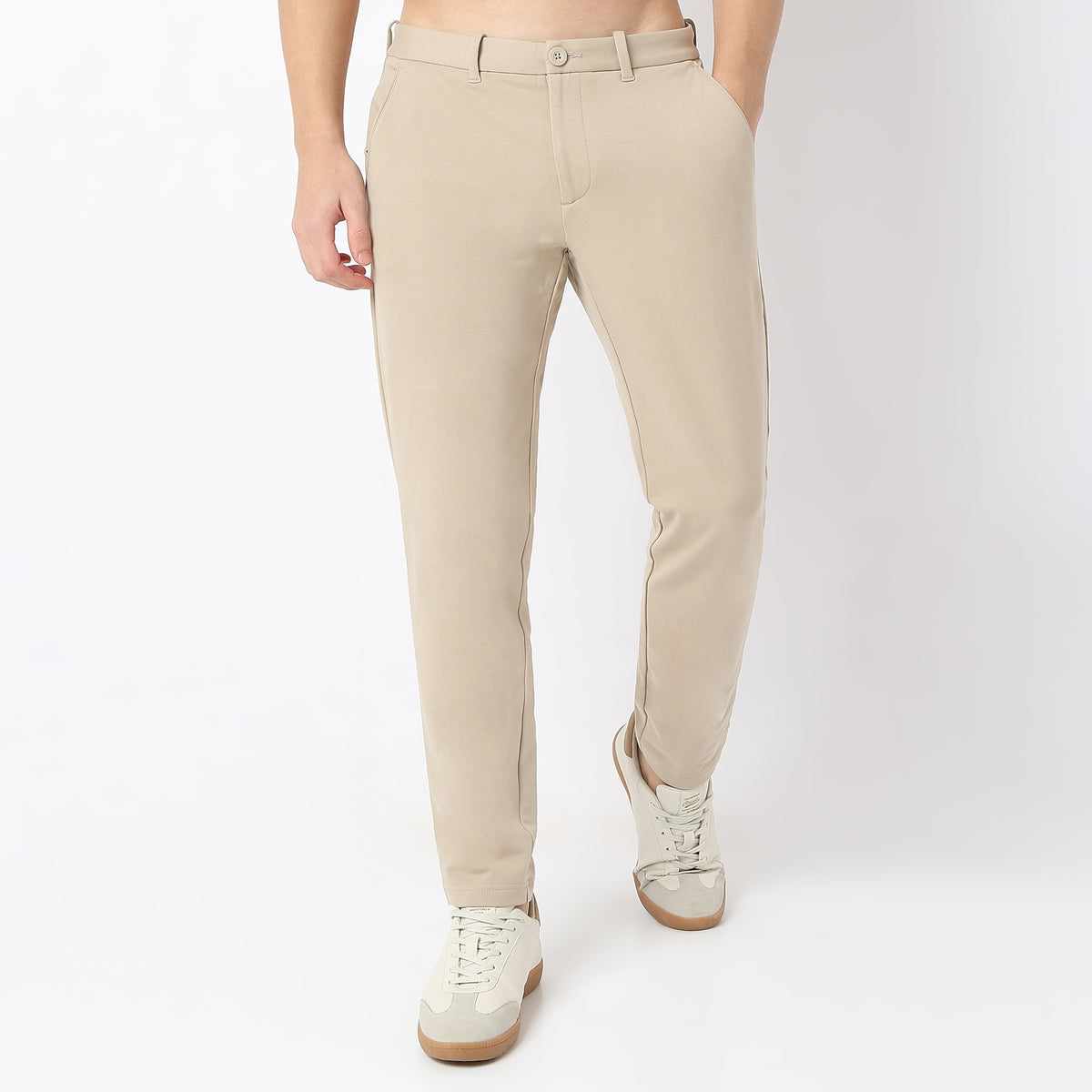 Skinny Fit Solid Mid Rise Chinos