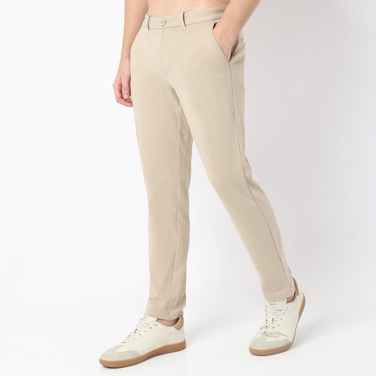 Skinny Fit Solid Mid Rise Chinos