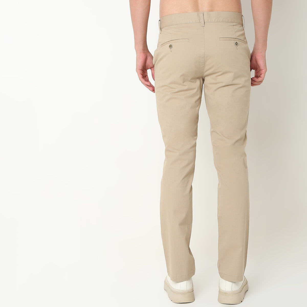 Regular Fit Solid Mid Rise Chinos