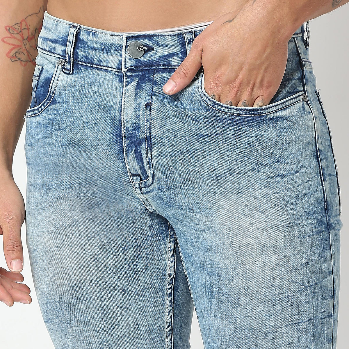 Skinny Comfort Solid Mid Rise Jeans