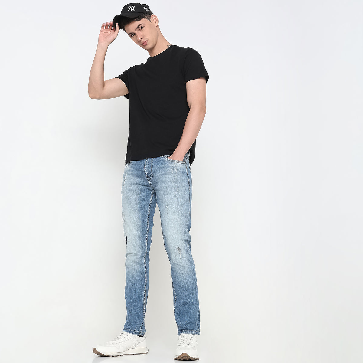 Slim Fit Solid Mid Rise Jeans