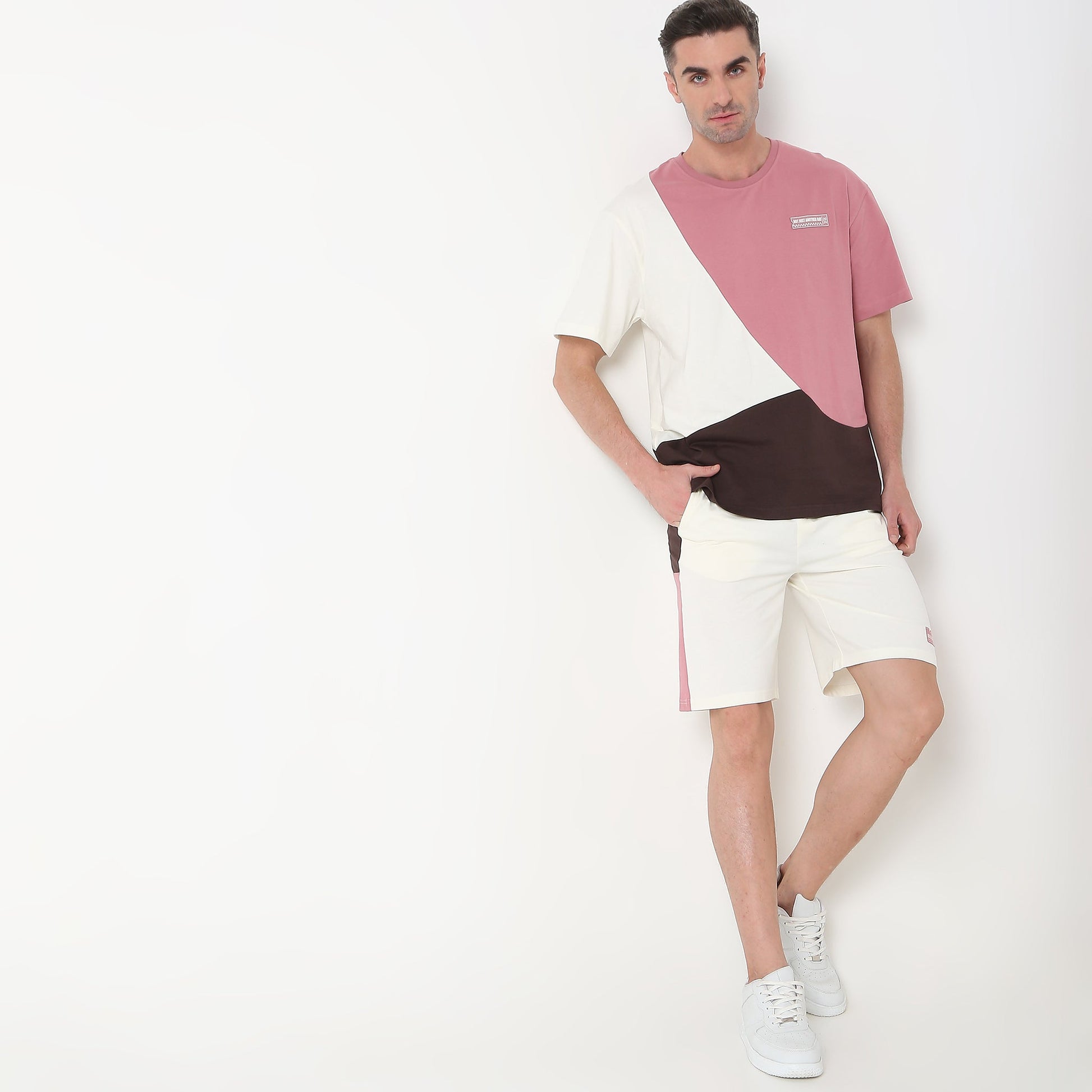 Regular Fit Solid Mid Rise Shorts