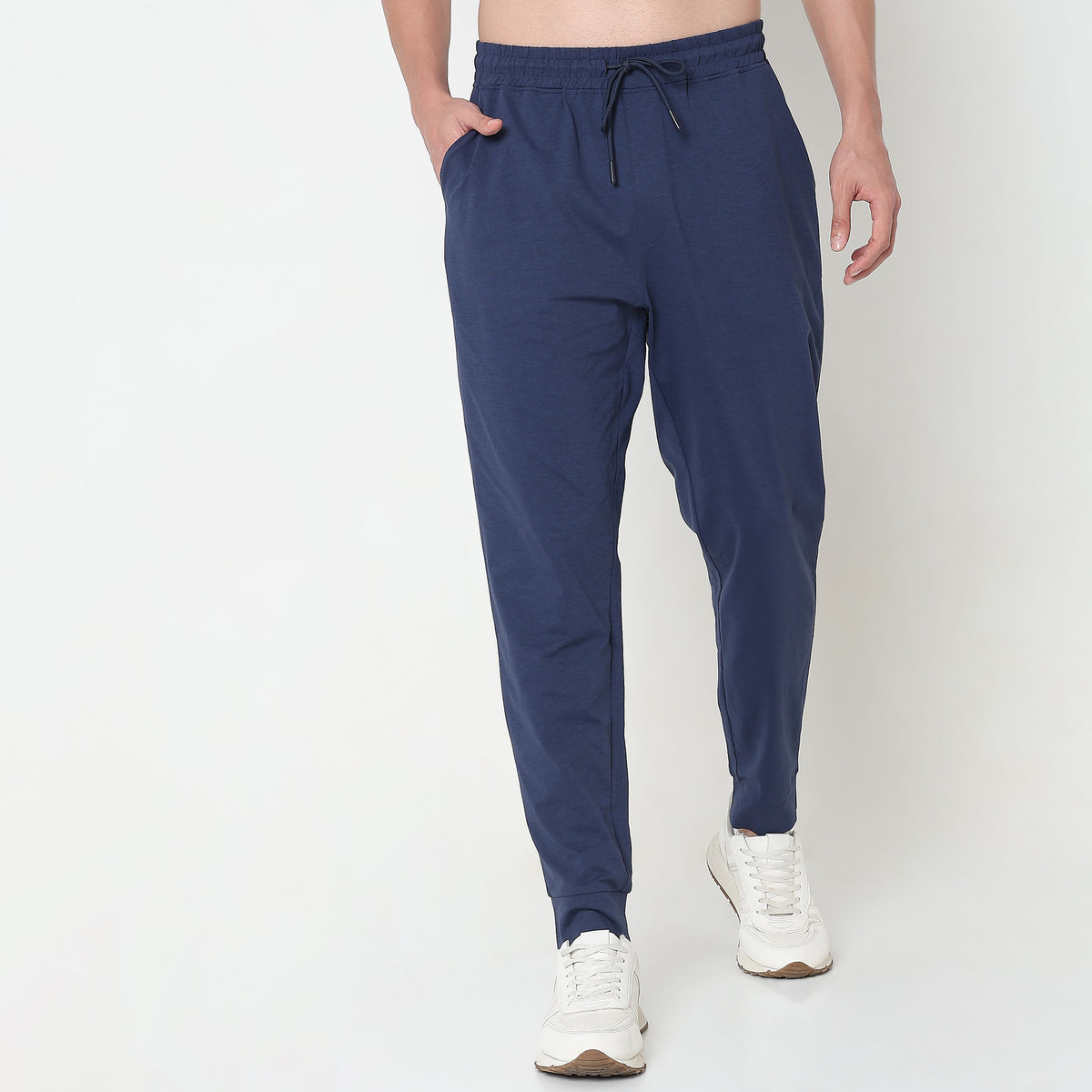 Regular Fit Solid Mid Rise Trackpants